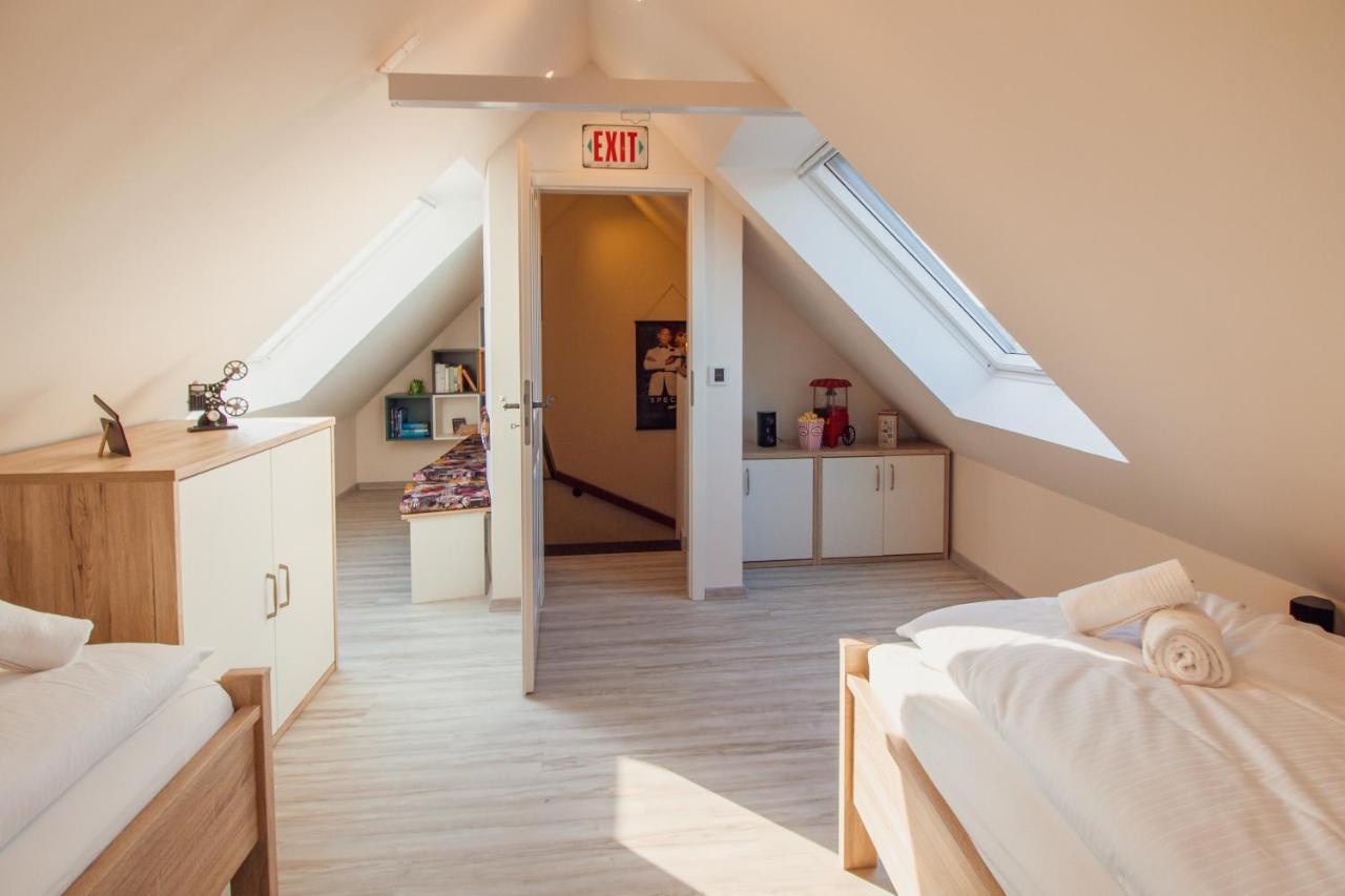 Apartamento Up Besöök - Rapsblüte Krummhörn Exterior foto